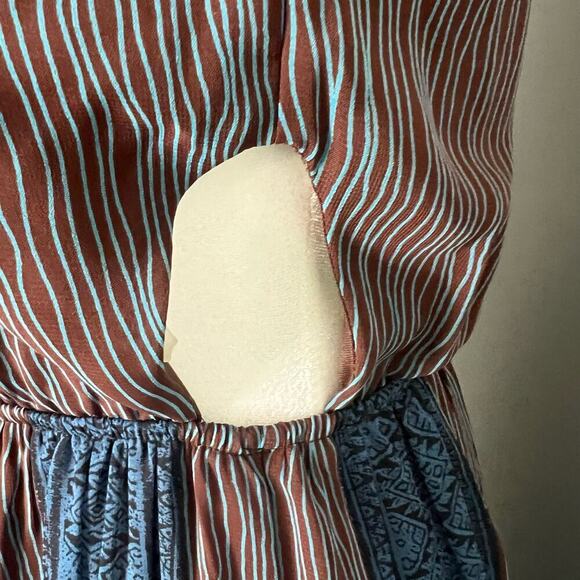 NWT ODDY Woman’s Brown Blue Striped Sleeveless Lightweight Maxi Dress- Size S - Picture 7 of 12